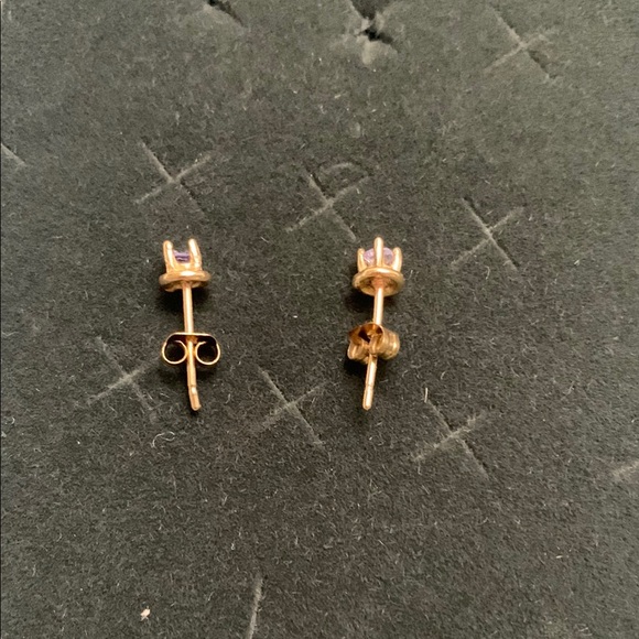 Elegant Gold and Purple Stud Earrings - Picture 3 of 6